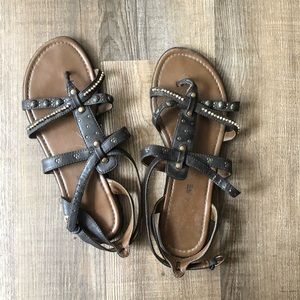American eagle sandals